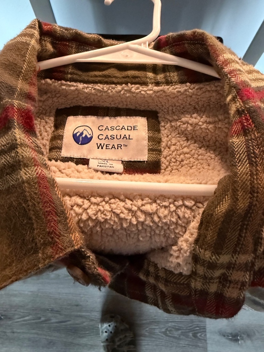 Button down Sherpa shacket - Picture 2 of 3